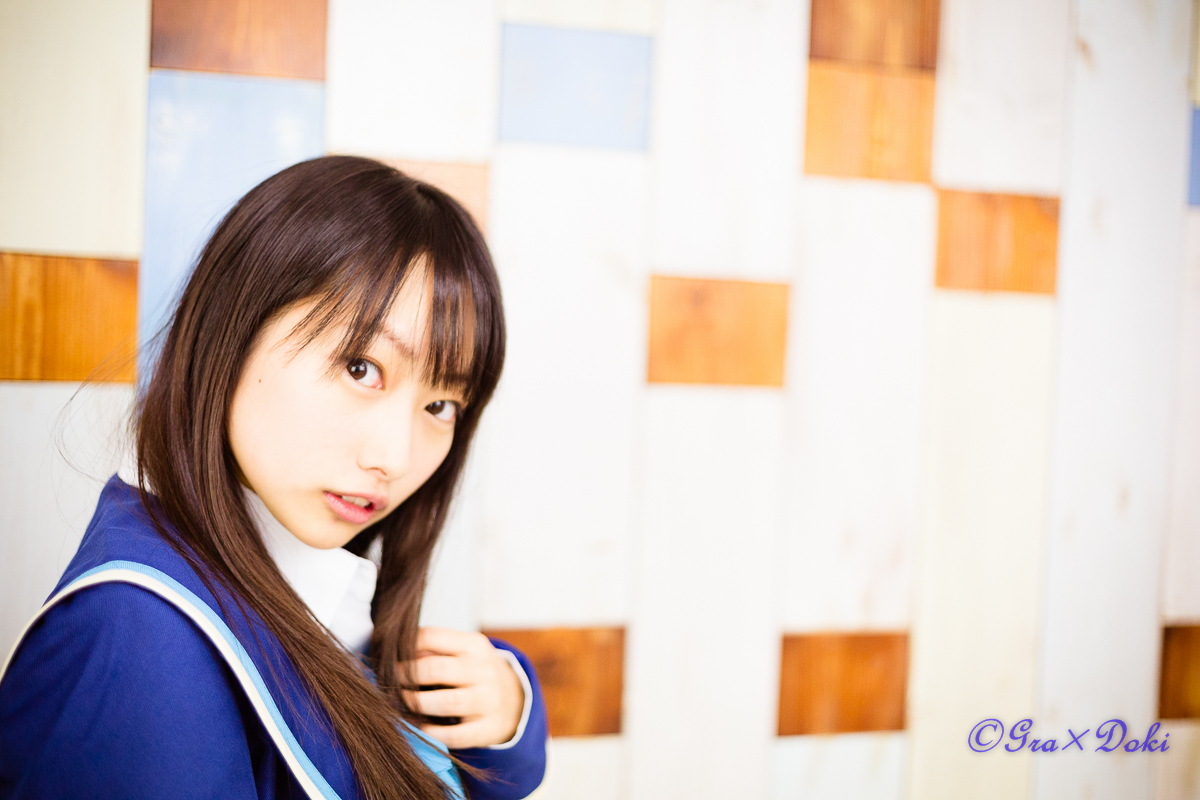 夏野香波さん制服コスプレ