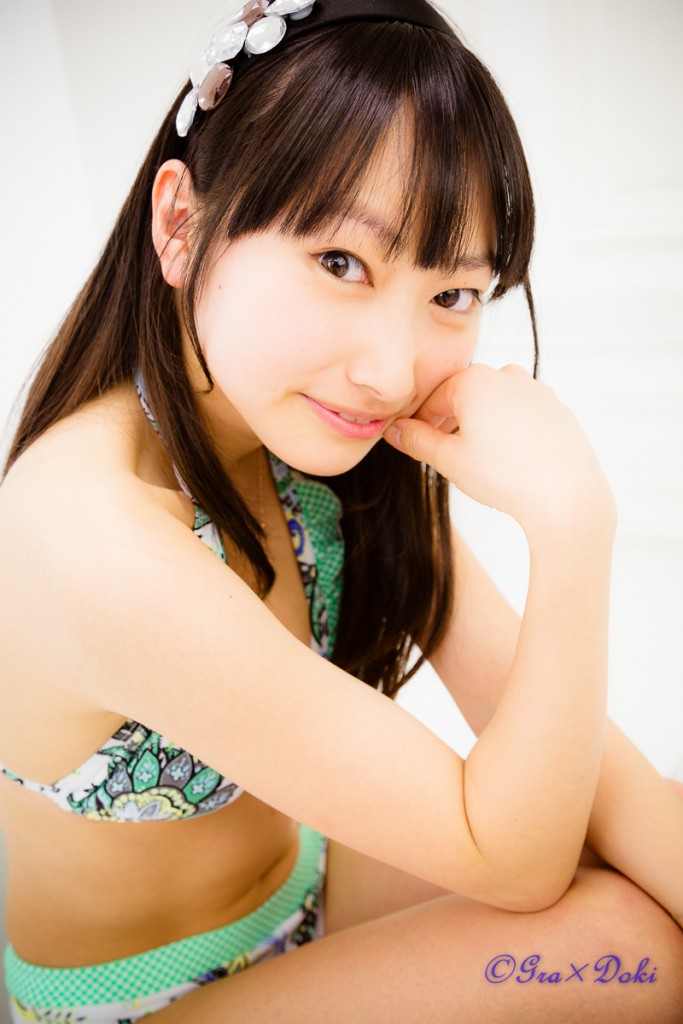 夏野香波さん水着ポートレート