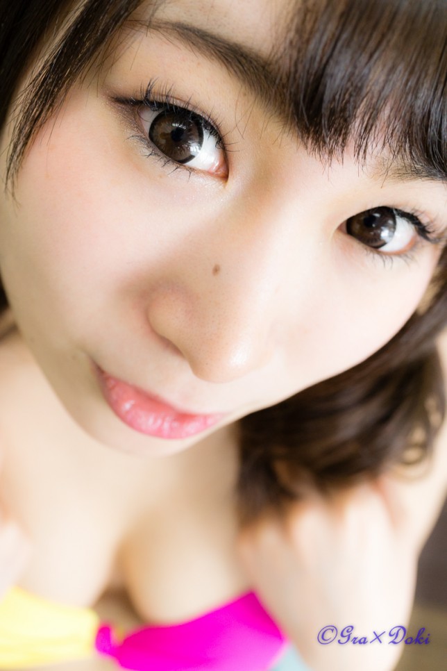 つぐみ怜さん水着ポートレート