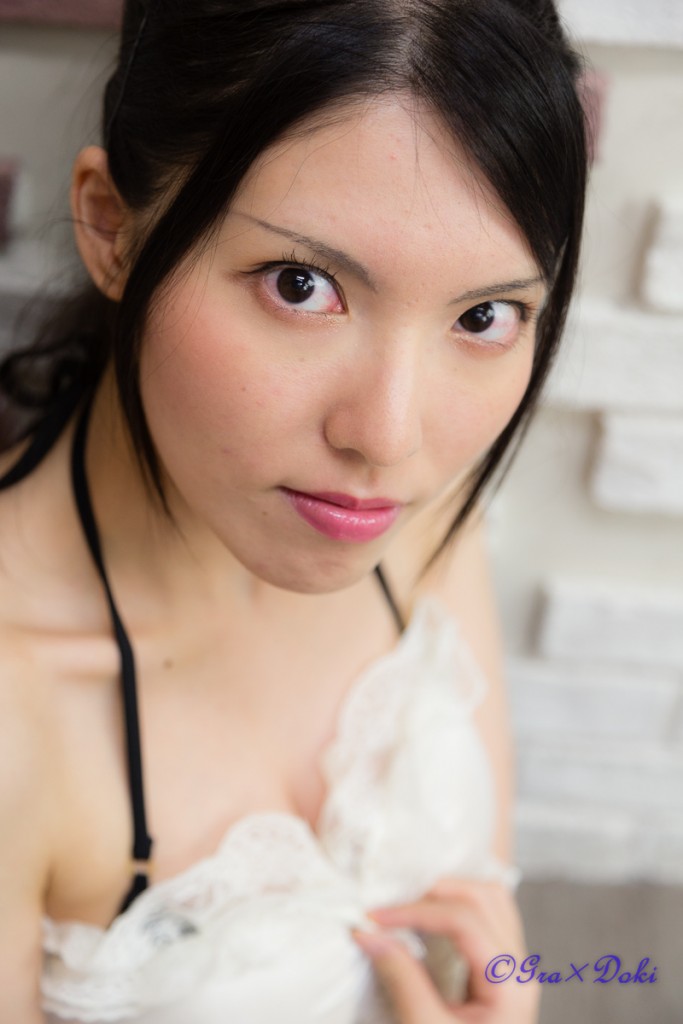 結城里佳子さん私服ポートレート