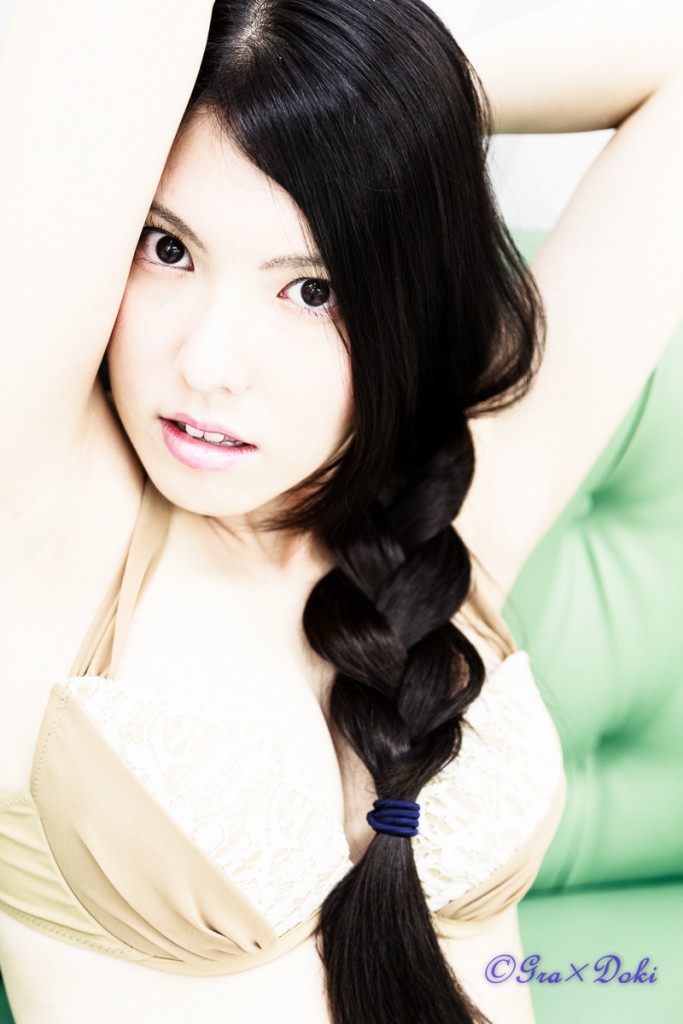 結城里佳子さん水着ポートレート