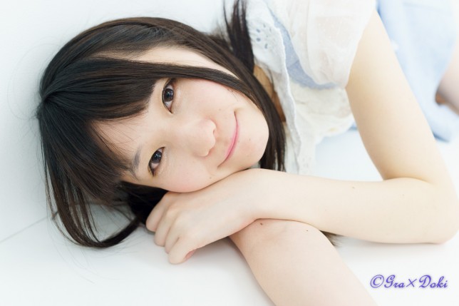 撮影会モデルの日向いちかさんの私服ポートレート