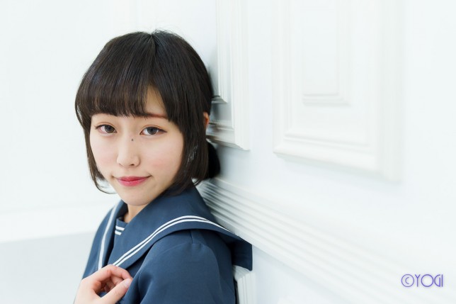 すずはらかのんさん 制服コスプレ