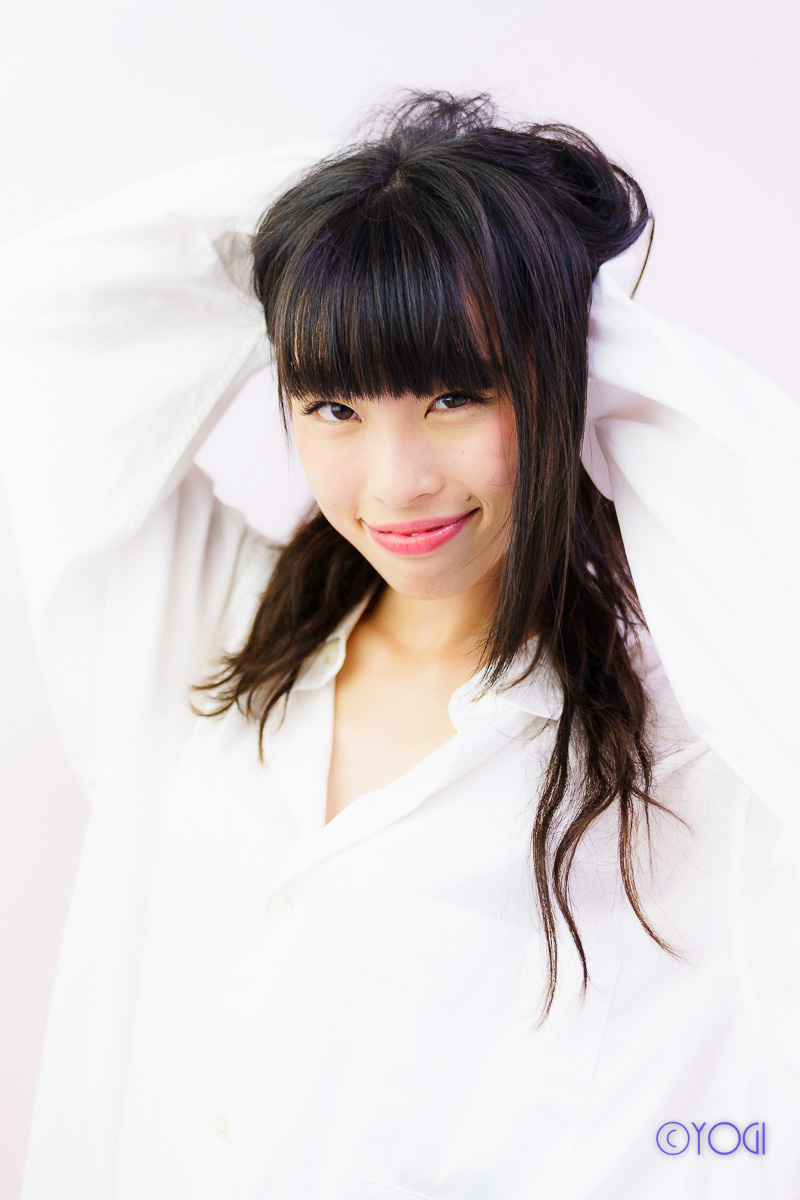 宮澤美琴さんの私服ポートレート