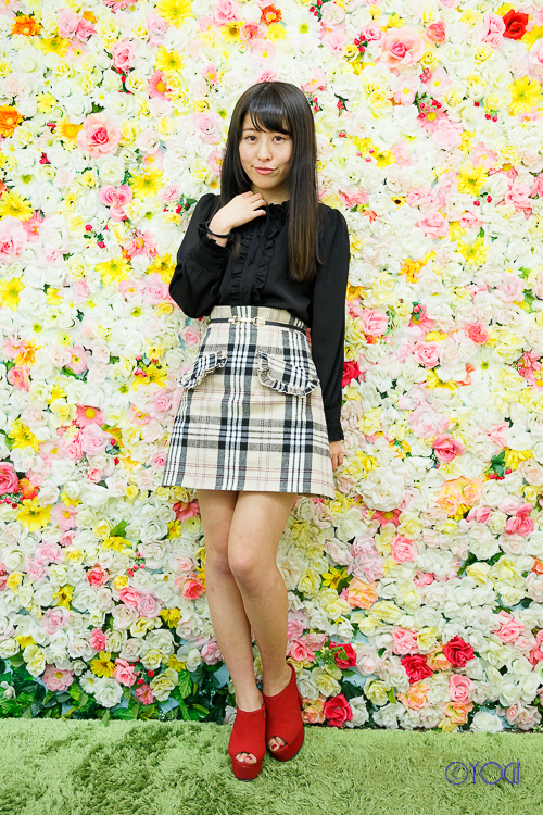 小泉えみか私服ポートレート