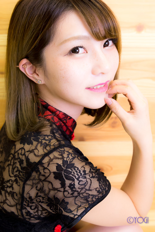 仲村朋華 私服ポートレート