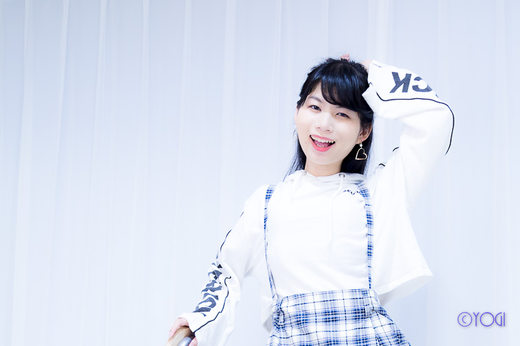 星野有里 私服ポートレート