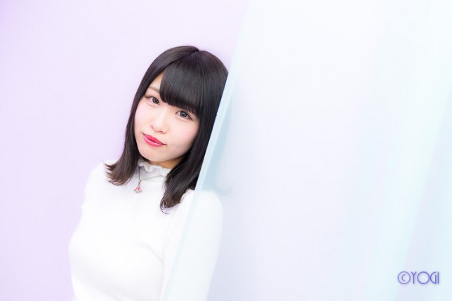 今井なぎさ 服ポートレート