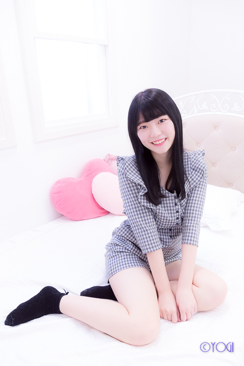 愛葉もも 私服ポートレート