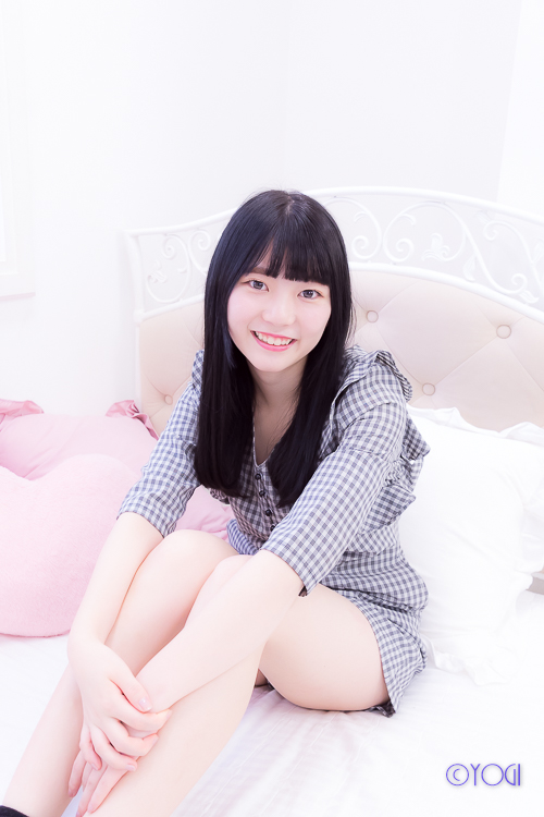 愛葉もも 私服ポートレート