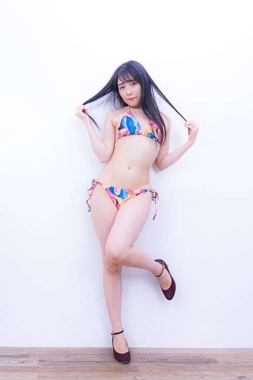 蔡晴星 水着ポートレート