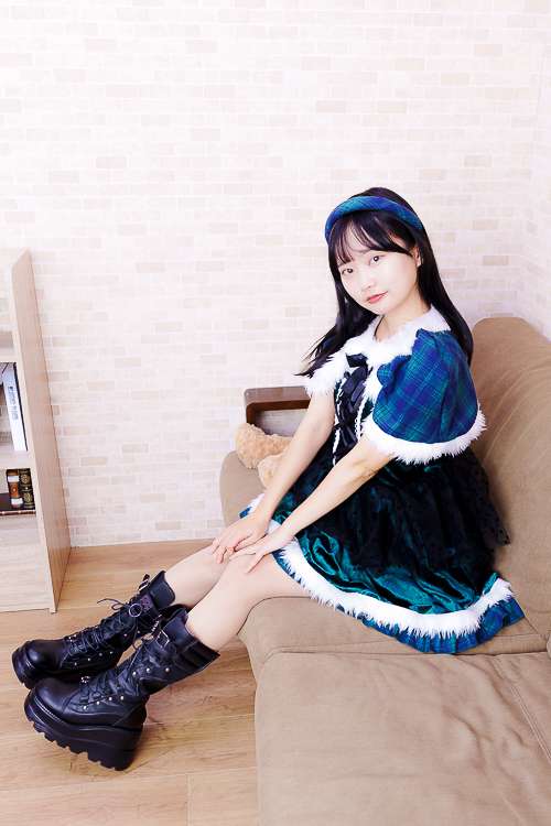 斎藤みな 私服ポートレート