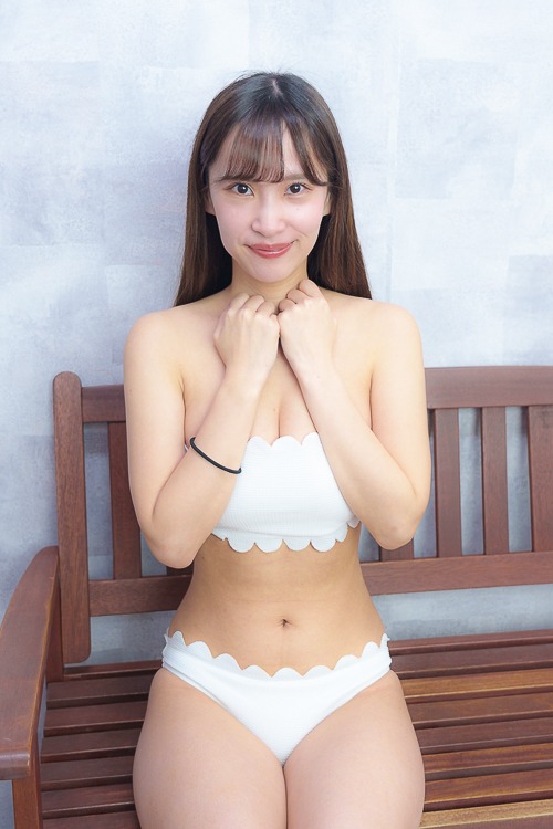 望月杏奈 水着ポートレート